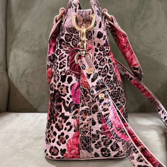 Brahmin Bag, unique print. Only used  3 times. Like new. - Picture 2 of 5